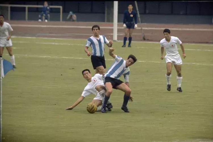 东瀛追球解读,日本足球专卖店