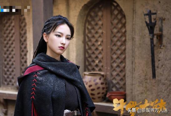 武大校花黄灿灿成名照,武大校花女神黄灿灿很出名吗