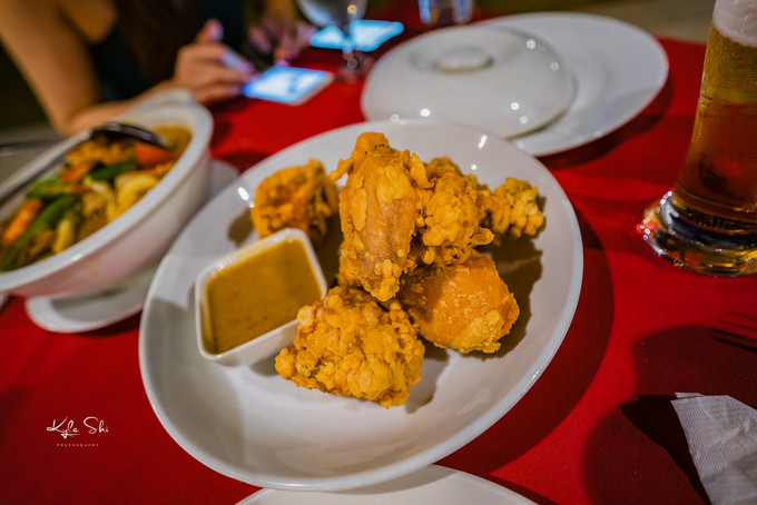 在海洋上与世隔绝的小岛,到大海里面就找一个小岛去生活