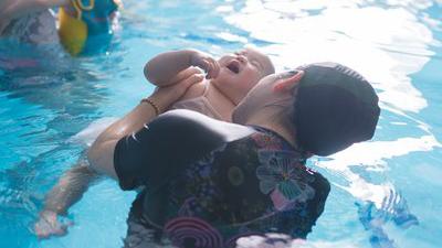 喝水太多水中毒有哪些症状,喝水过多发生水中毒的概率是多少