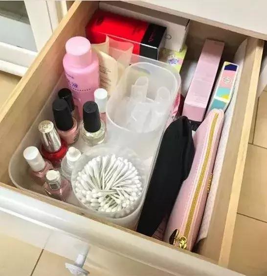 小姐姐晒出自己独居小屋后获赞无数!网友:我过的是什么日子?