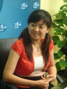 月亮姐姐王昊和方琼对比照片,月亮姐姐王昊简历个人资料