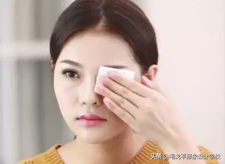 完美日记眼线画法新手,眼线的画法新手简单