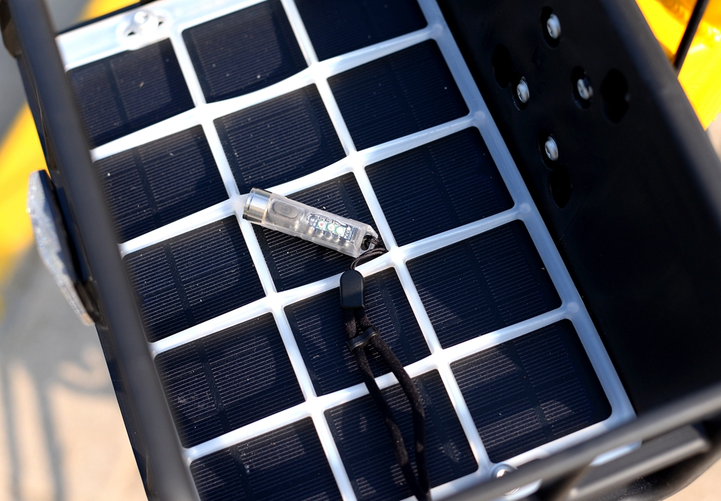 迷你手电超亮款测评,迷你小太阳551手电筒测评