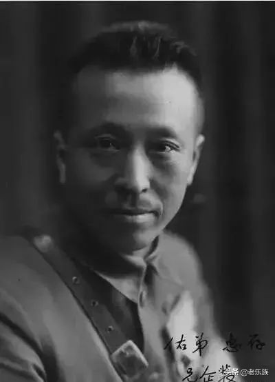 这个漂亮的中国女人轰动整个西方，在欧洲被尊为“圣母”