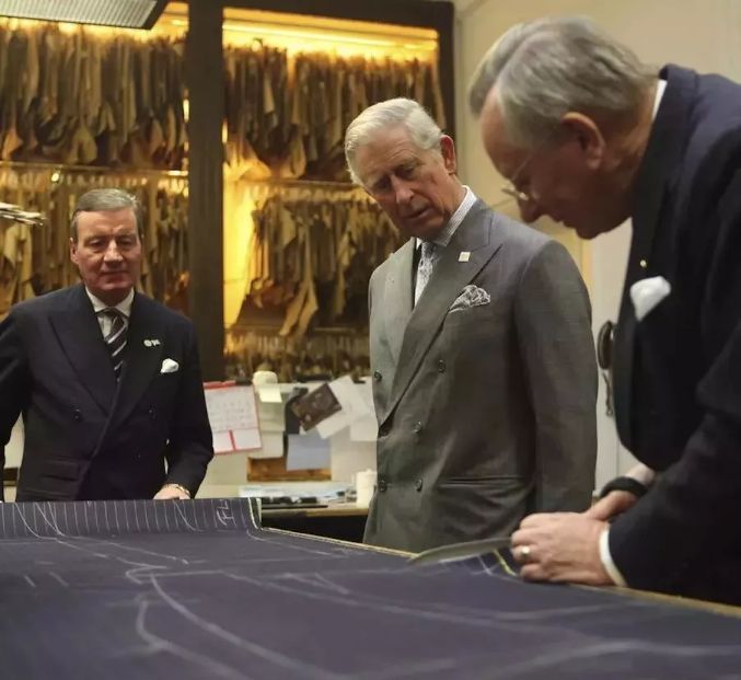威廉、哈里、查尔斯王子同框太帅气！28个英伦绅士品牌拿走不谢