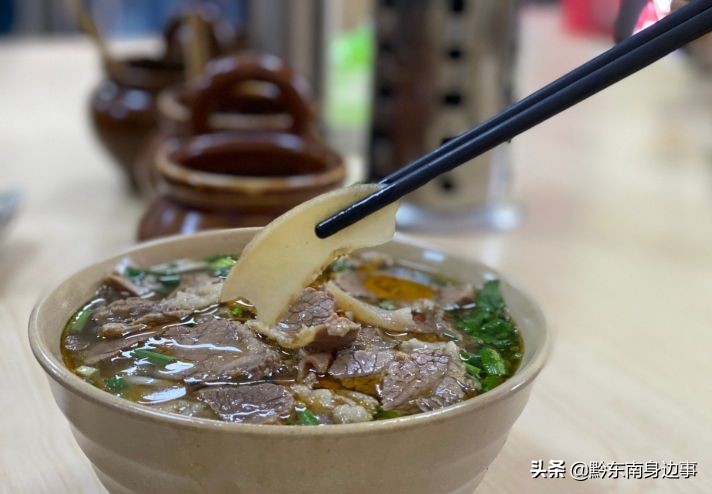 贵阳必吃早餐肠旺面,肠旺面贵阳特色饮食