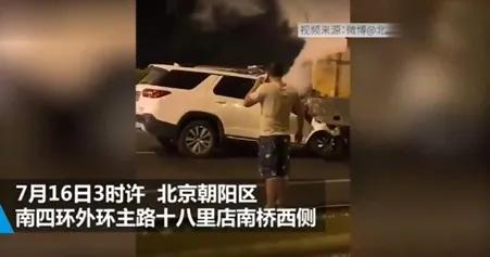 你自杀可以，吵我睡觉不行：疫情下的利己主义，比病毒更可怕