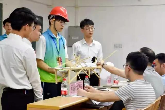 专科生选什么专业赚钱多轻松,专科选对专业出去工作年薪过万