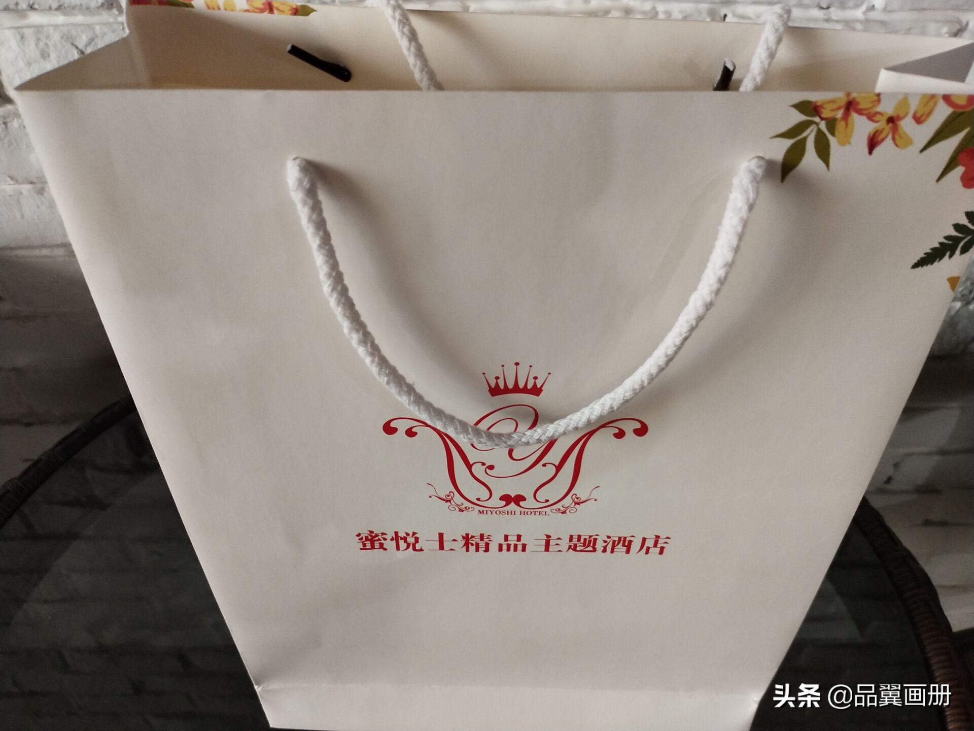 手提袋一般用多少克的铜版纸,手提袋容量