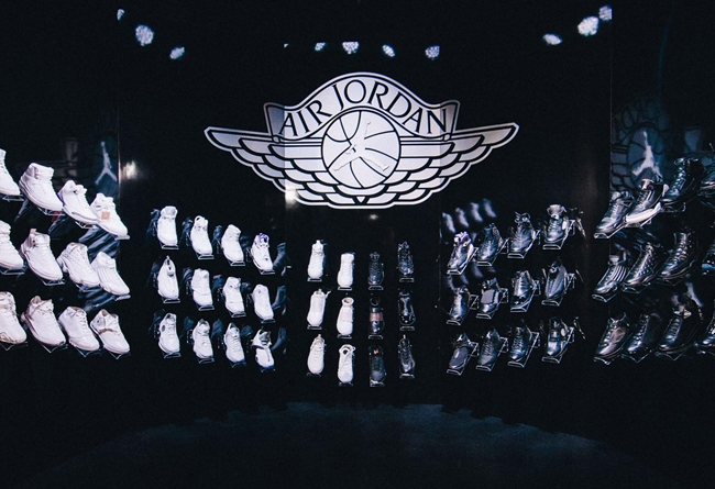 一双鞋能换北京二环一套房!这些「真天价鞋」你肯定没见过