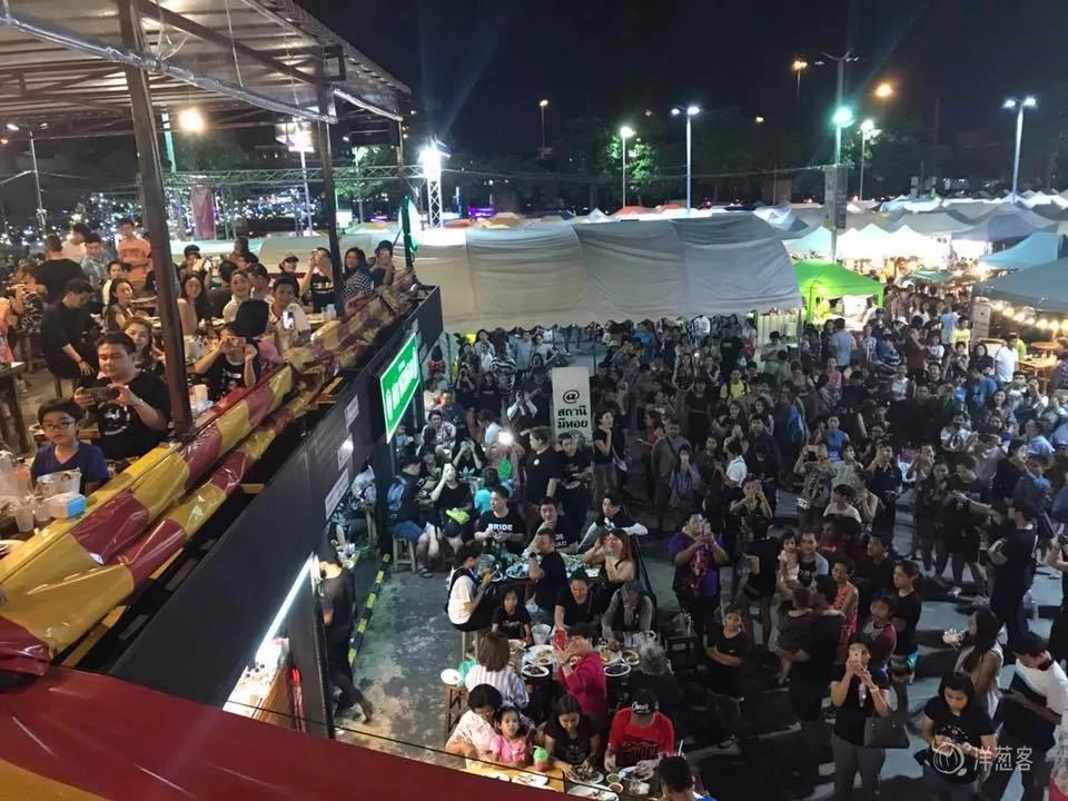 泰国男人必去的景点,泰国必去猛男餐厅