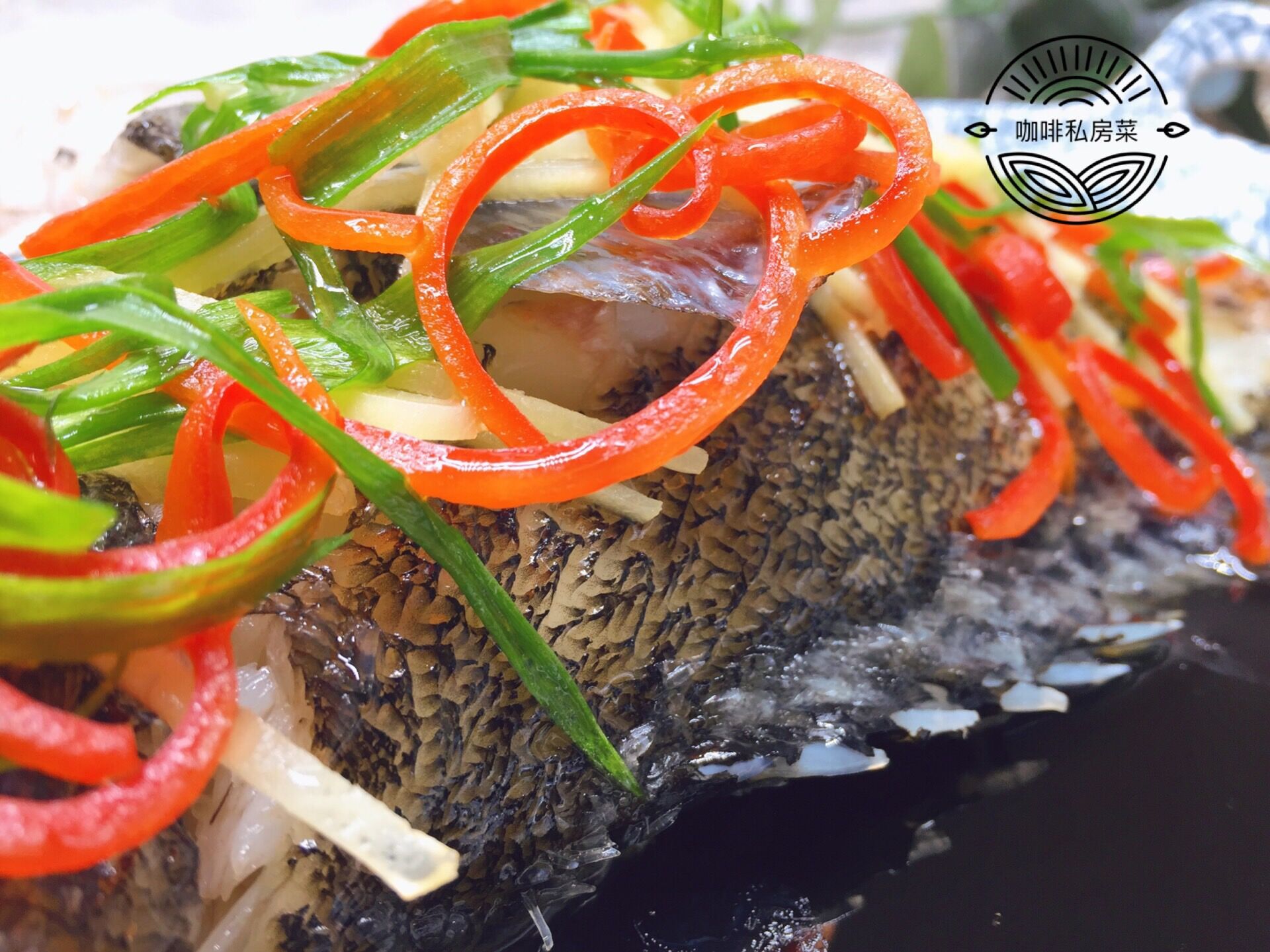 厨师长教你正宗清蒸鱼,广东五星级大厨教你做正宗清蒸鱼