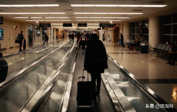 最新乘飞机禁带什么,最近乘机新规定