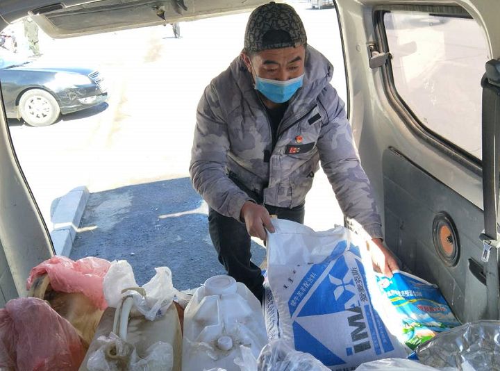 9小时，50张图，带您看全村最靓“代购员”