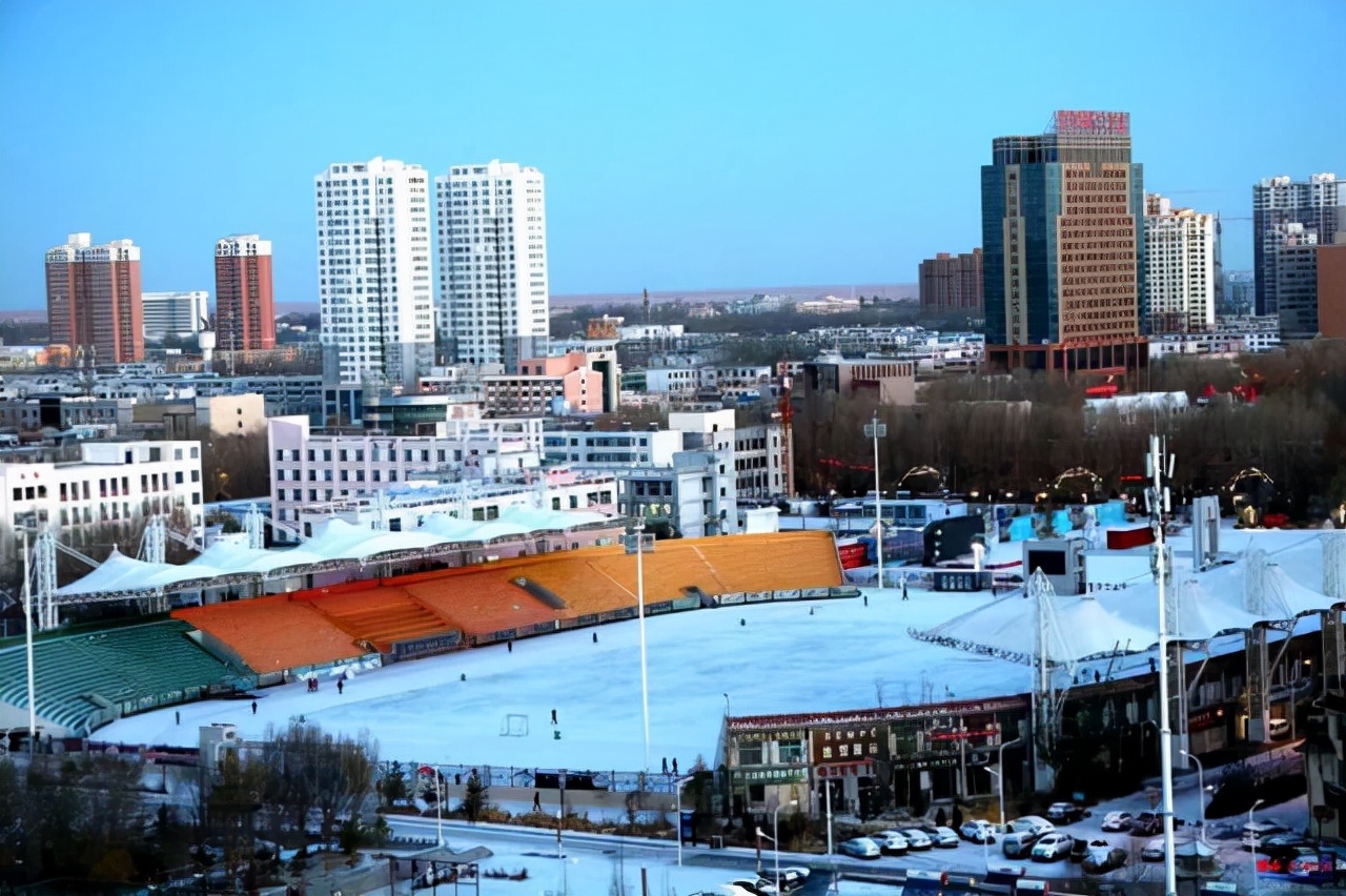 青海海东和格尔木哪个好,格尔木为什么属于海西