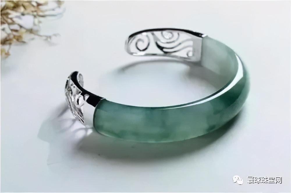 翡翠珠宝怎么处理好看,翡翠珠宝坏了如何修复