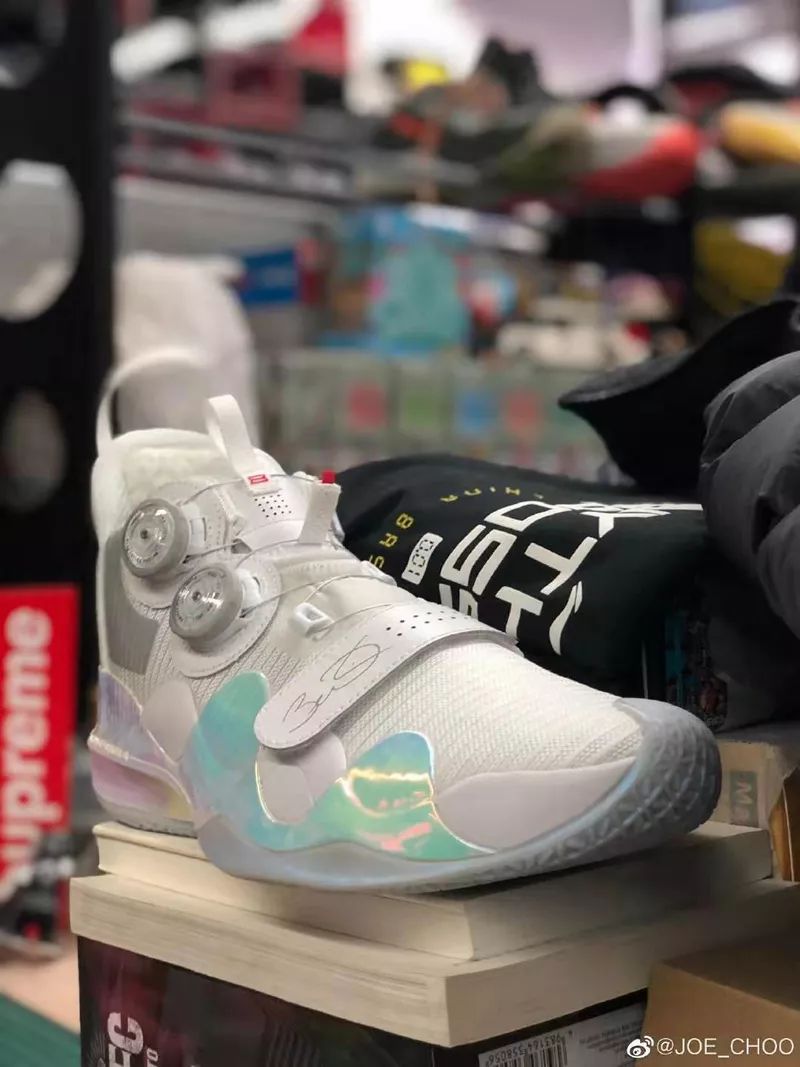 林丹退役鞋,林丹退役大赛服