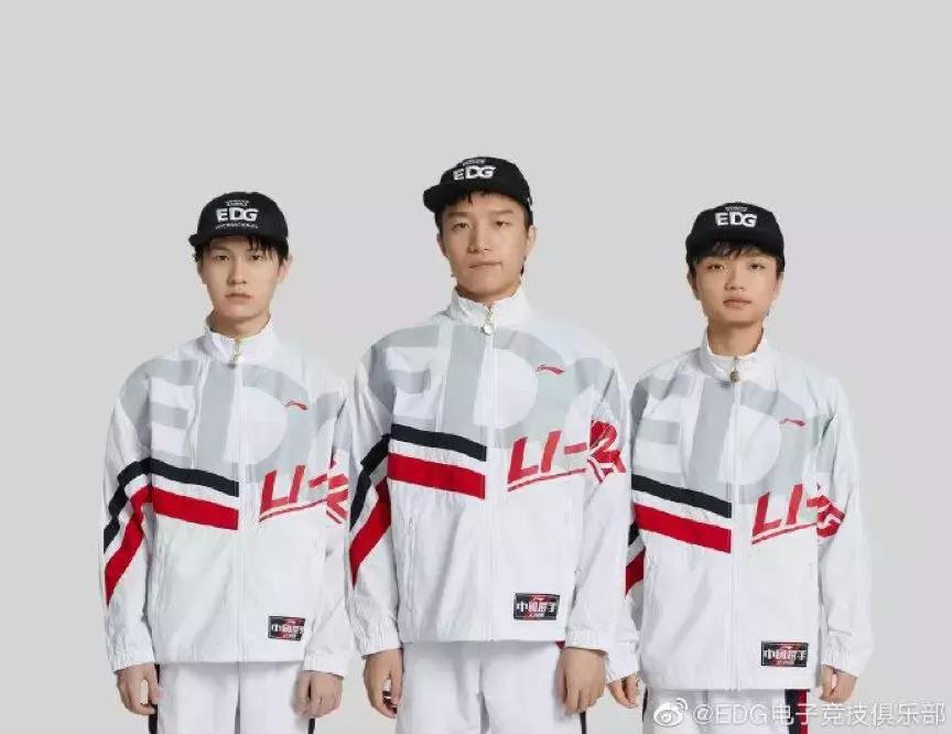 李宁与耐克比较,李宁和耐克崛起