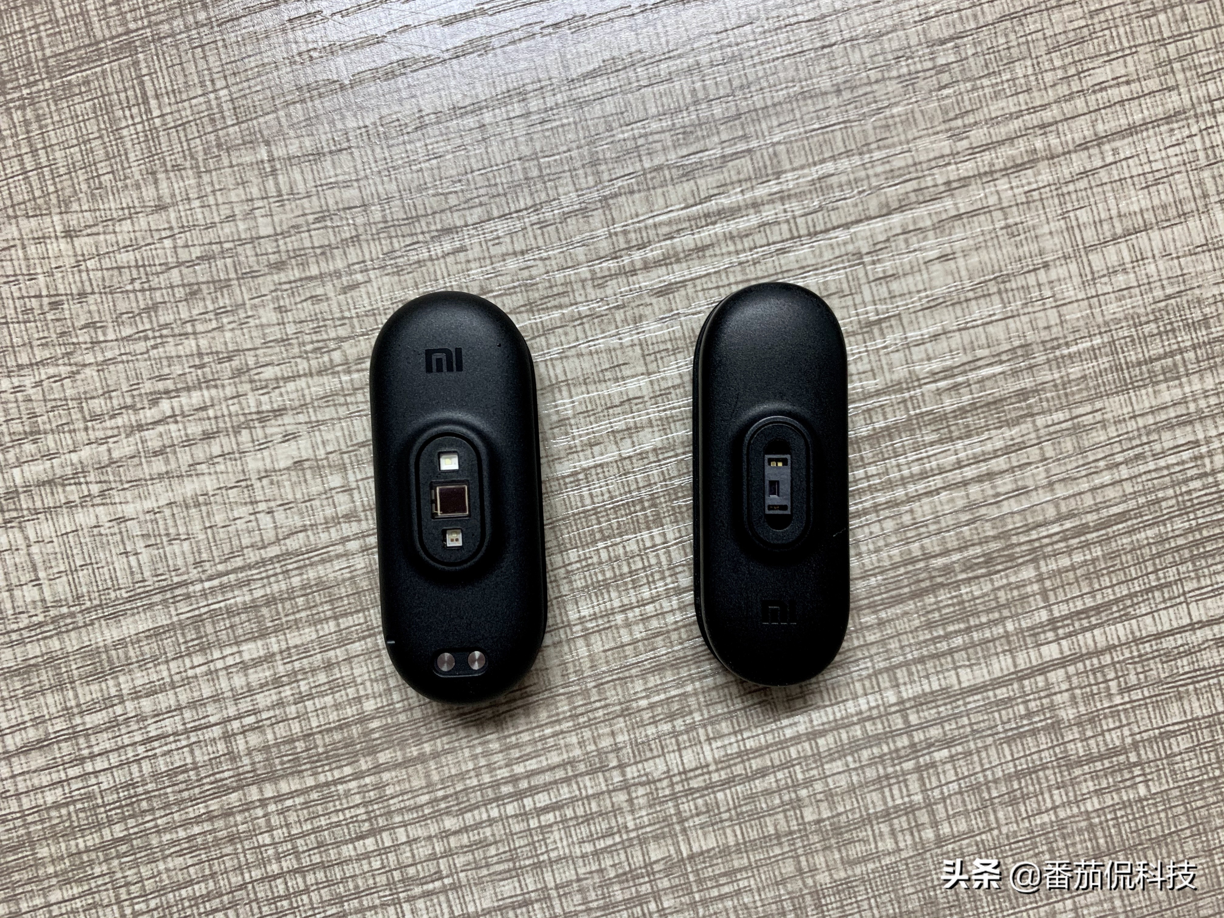 小米手环3和小米手环5,小米手环5和小米手环3手环通用吗