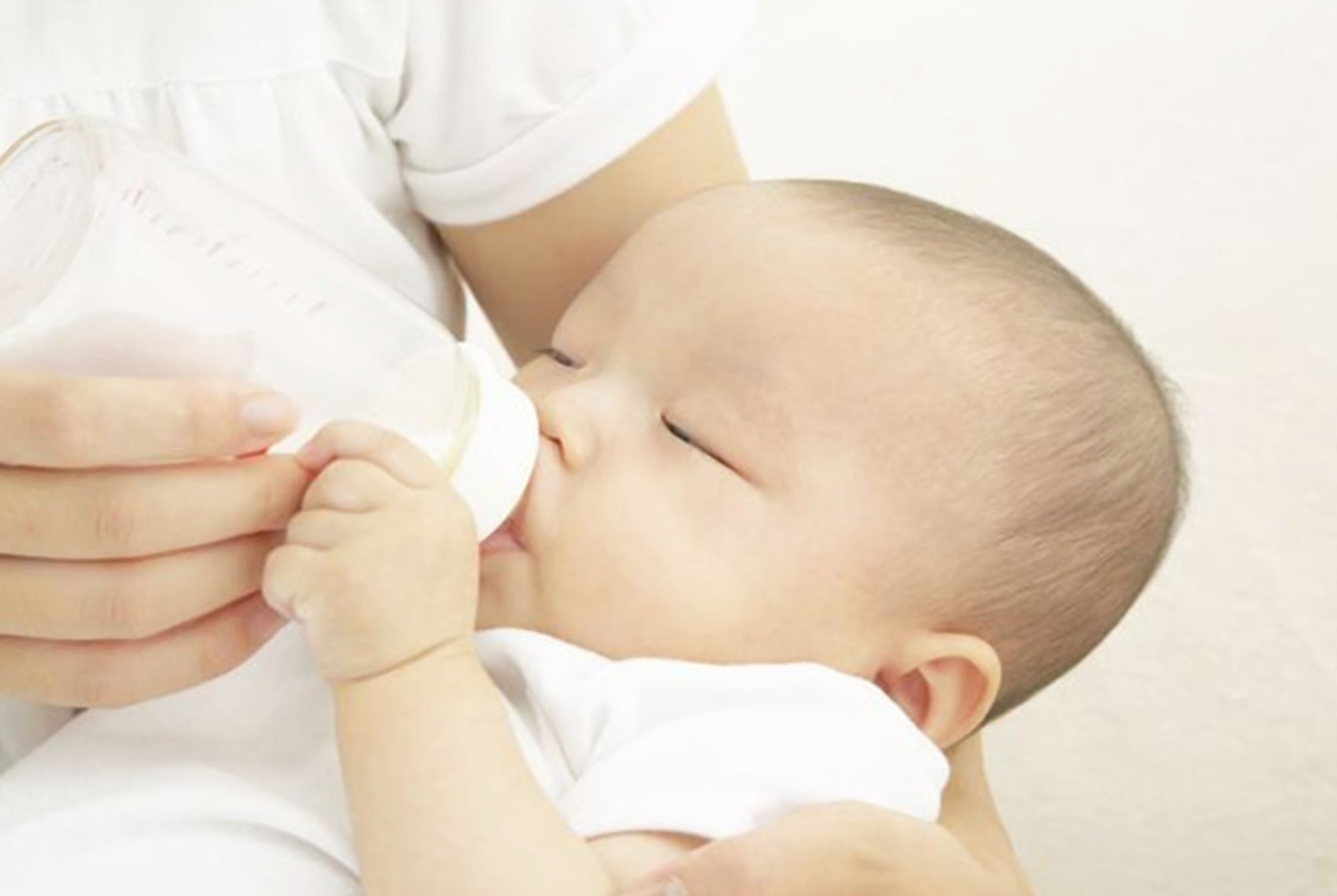 为什么坐月子期间不能流泪,为何坐月子哭对眼睛不好