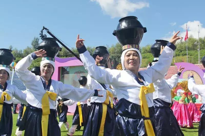 8月末，来龙井一起载歌载舞庆“丰收”！