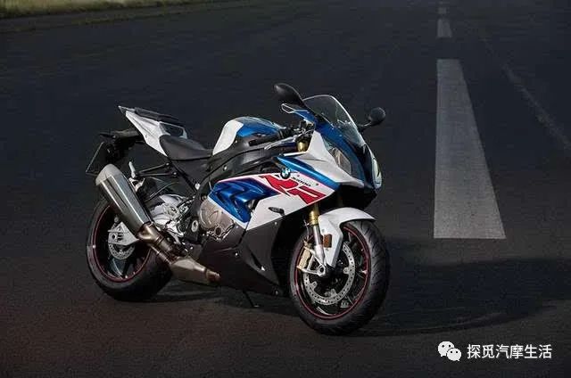 宝马s1000rr碟中谍8分钟,宝马bmws1000rr摩托车黑色