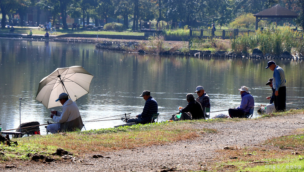 十年禁渔期，该禁止的是非法捕鱼、药鱼、电鱼，而并非是钓鱼啊！