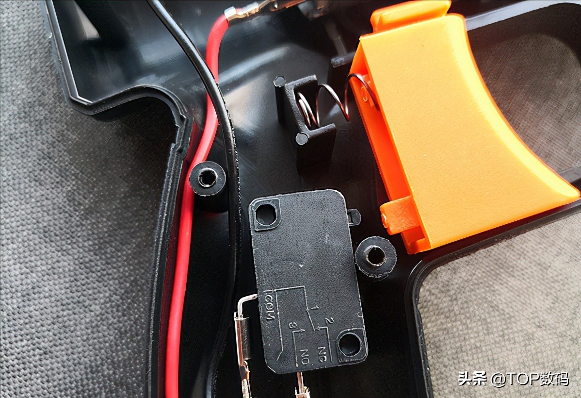 锂电洗车机能达到800w吗,锂电洗车机换大电池用