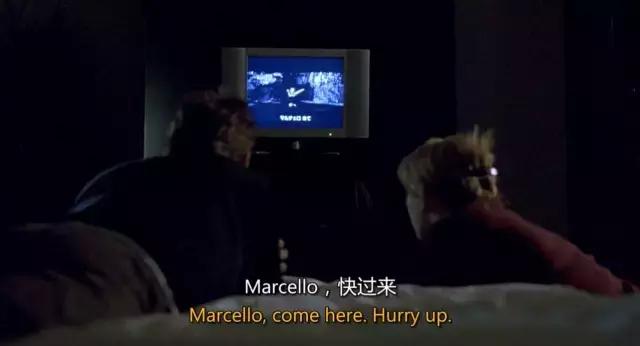 电光幻影的东京,我们无法停止拥抱