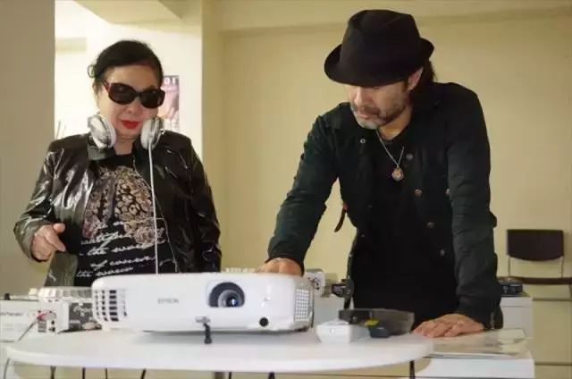 95后公务员晒工资单,95后公务员晒工资