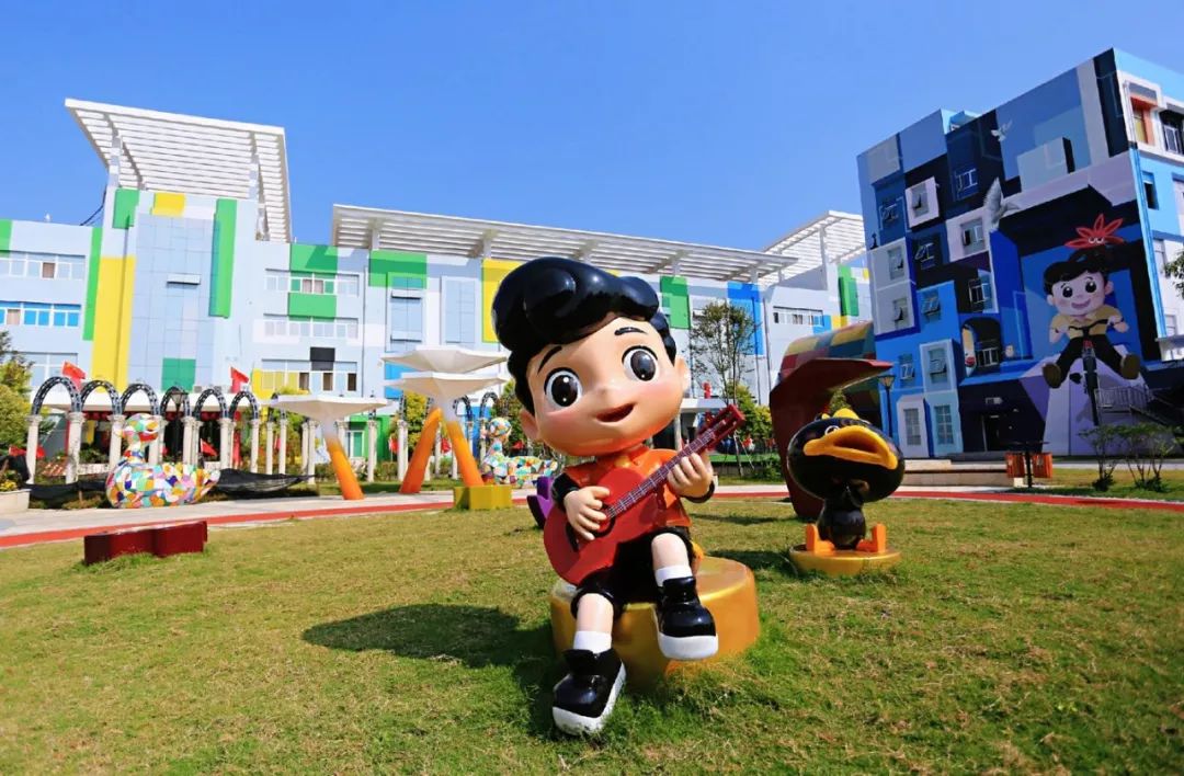 周黑鸭加盟门店多少家,2020年周黑鸭600家特许加盟店