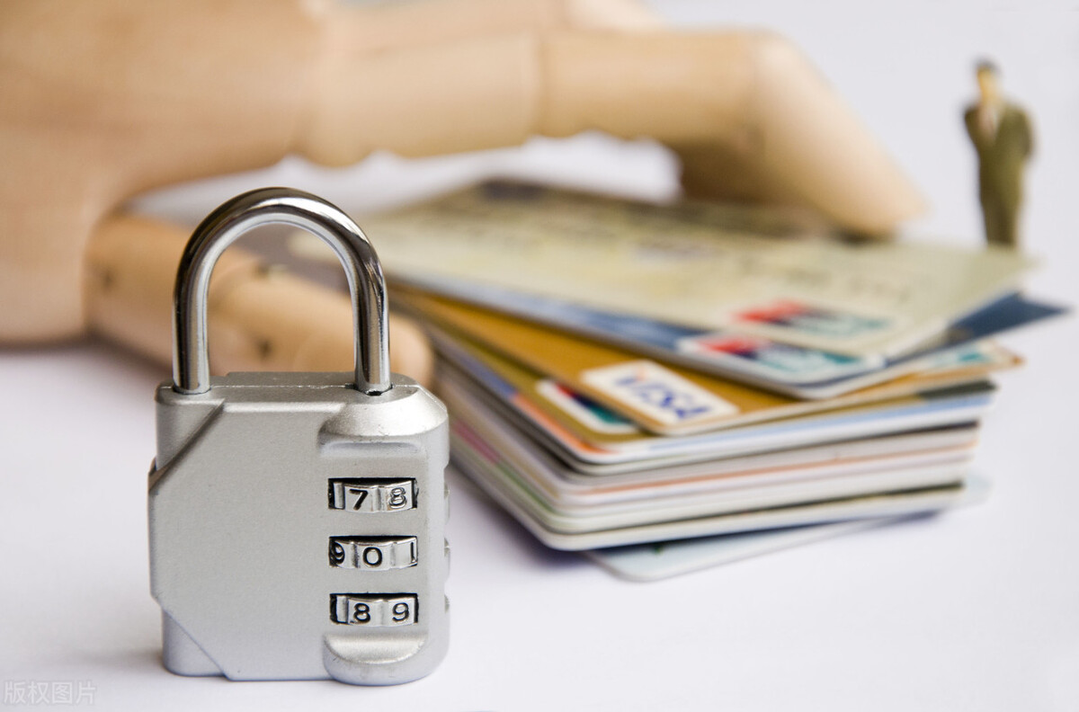 银行卡信息更新是一年更新一次吗,银行卡信息更新了多久能生效