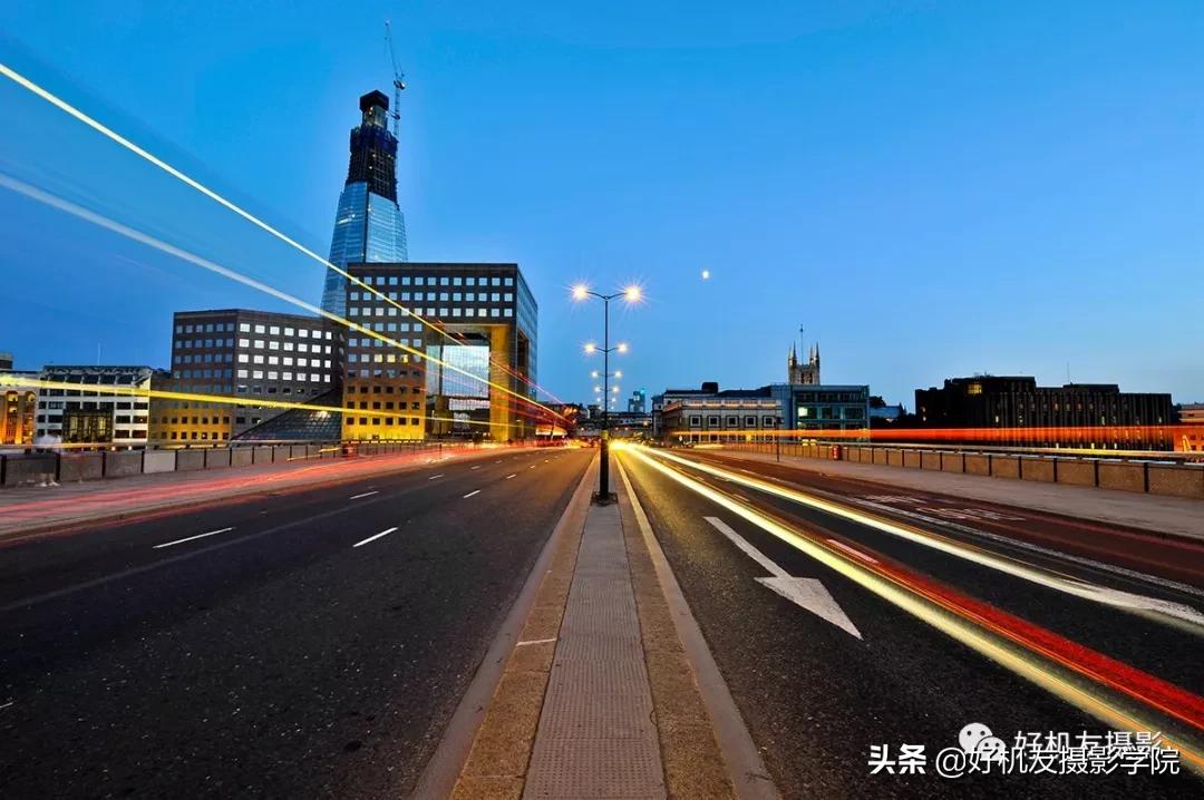 车内拍城市夜景视频,山顶拍城市夜景技巧