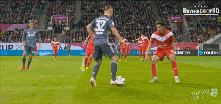 二娃穆勒的荣誉,二娃穆勒是超巨吗