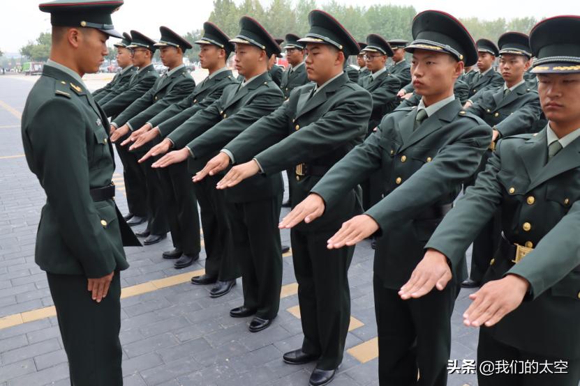 新学期家长看过来,新生宝宝照满月照