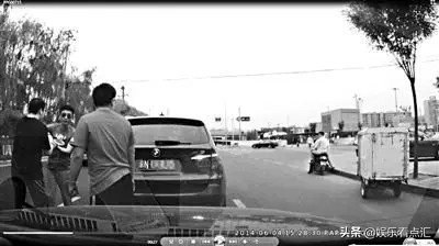 周炜骂网友事件,周炜因怒怼网友事件报警是真的吗