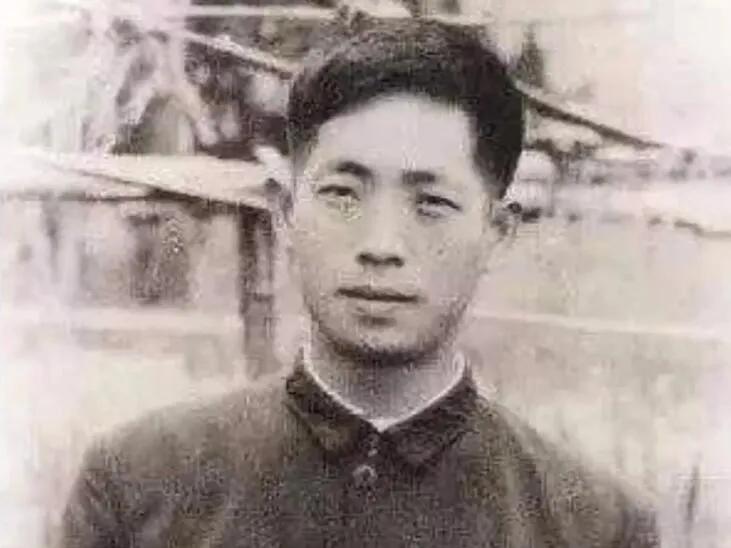 突破粮食“卡脖子”，“神农”袁隆平，职校教师如何喂饱中国人？