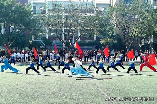 寰烽槼灏戝効浣撹偛,寰烽槼鍎跨瀹ゅ唴杩愬姩