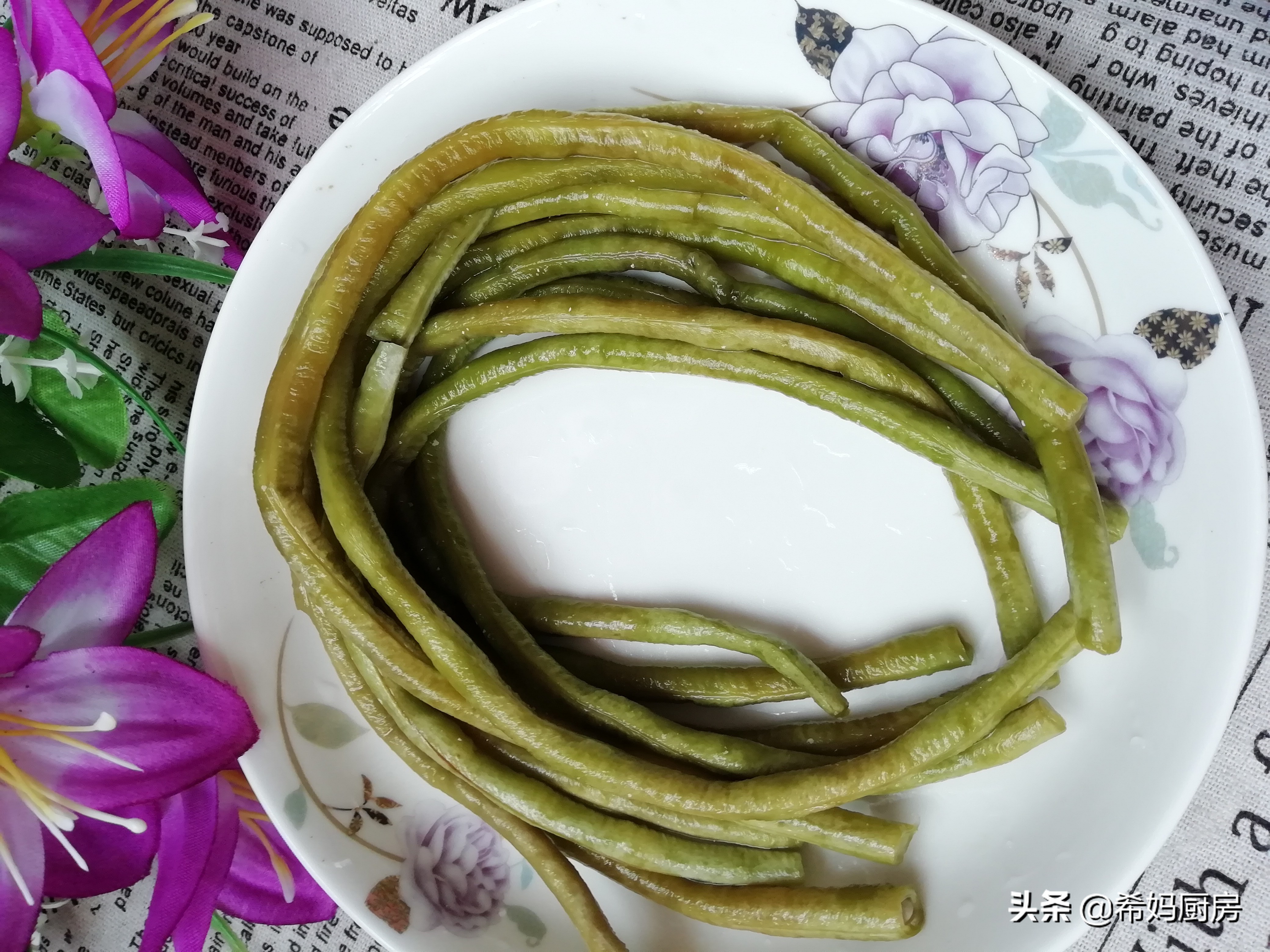 淘米水泡酸豆角要泡多长时间,淘米水泡酸豆角