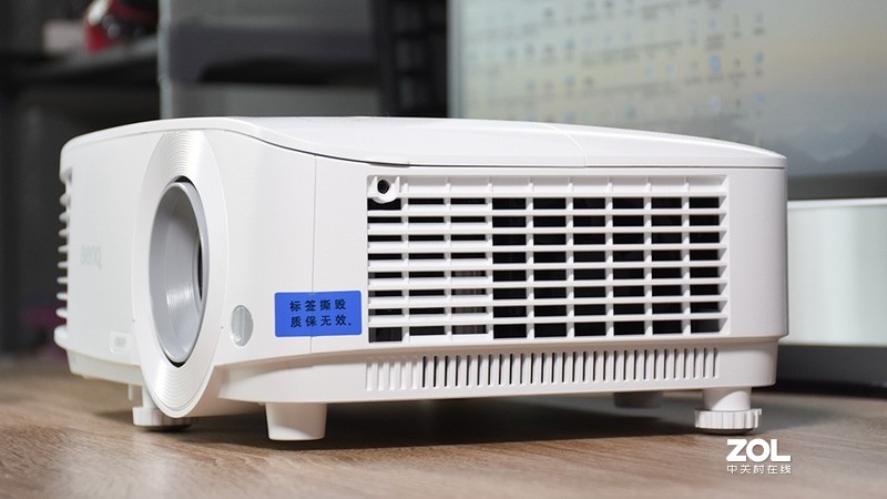 数字化办公场景体验,明基e580智能投影机