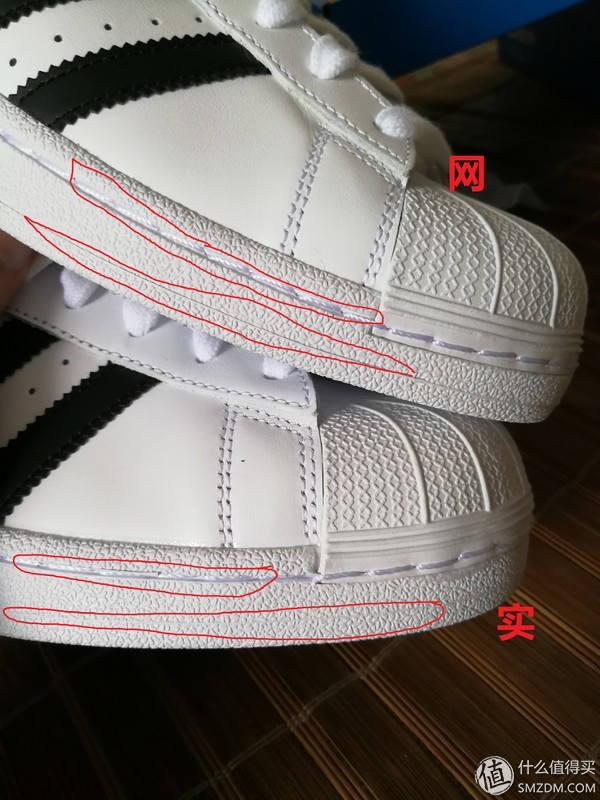 怎样辨别三叶草贝壳鞋真假,三叶草金标贝壳鞋怎么鉴定真假