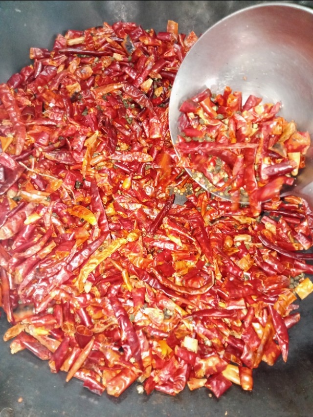 川味麻辣料配方比例,川菜小吃麻辣粉的做法视频