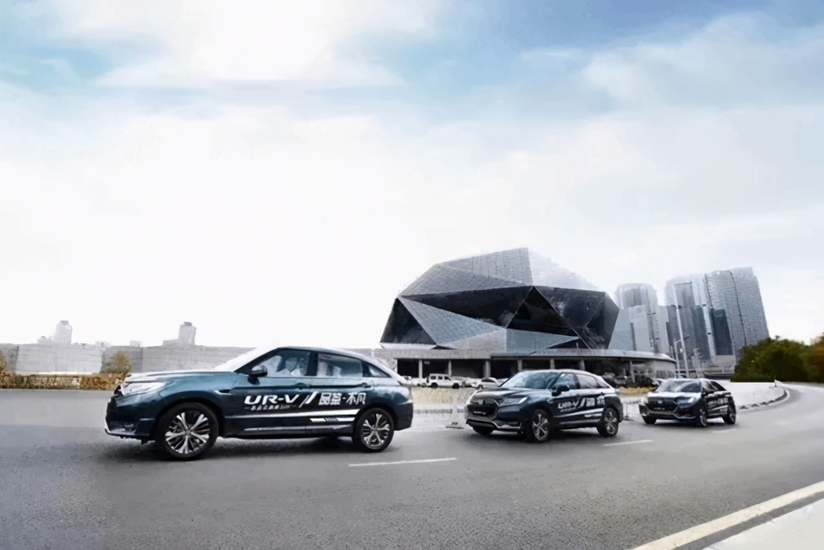 东风本田ur-v白色测评,试驾东风本田urv