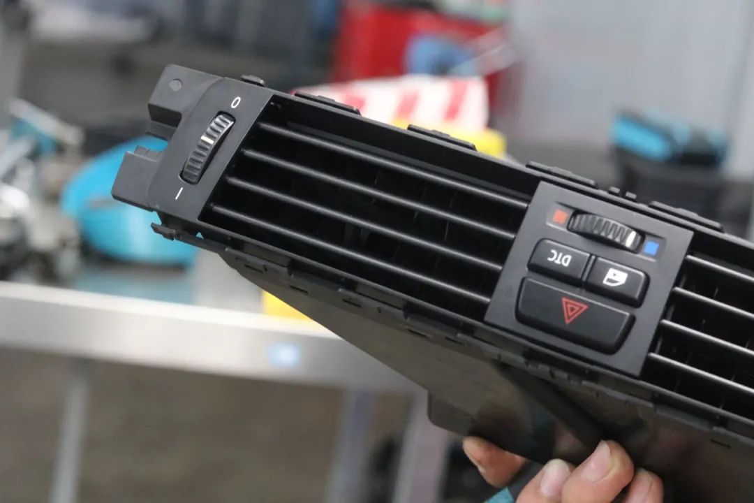 修复二手宝马e90,06宝马e90翻新全过程