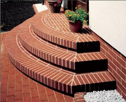 最简单的庭院地面铺装方法,庭院铺装最省钱的方法