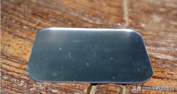 荒野求生手册:怎么制作一个户外求生宝盒edc,具体用法讲解