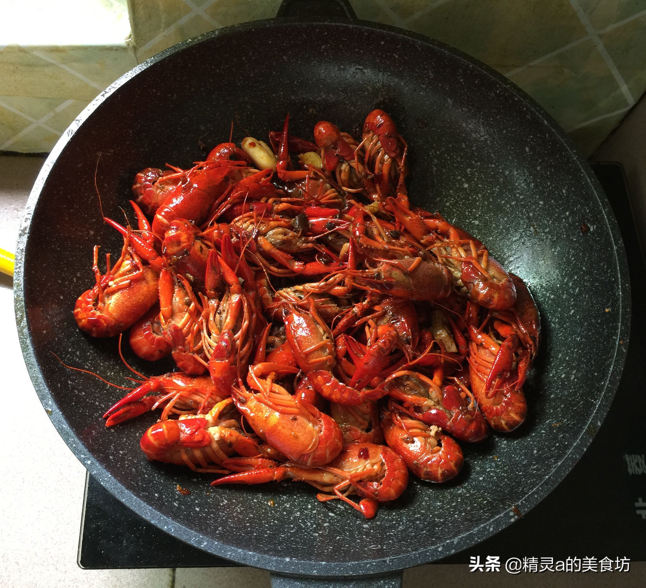 这才是小龙虾的正确打开方式,享用小龙虾的正确姿势get起来