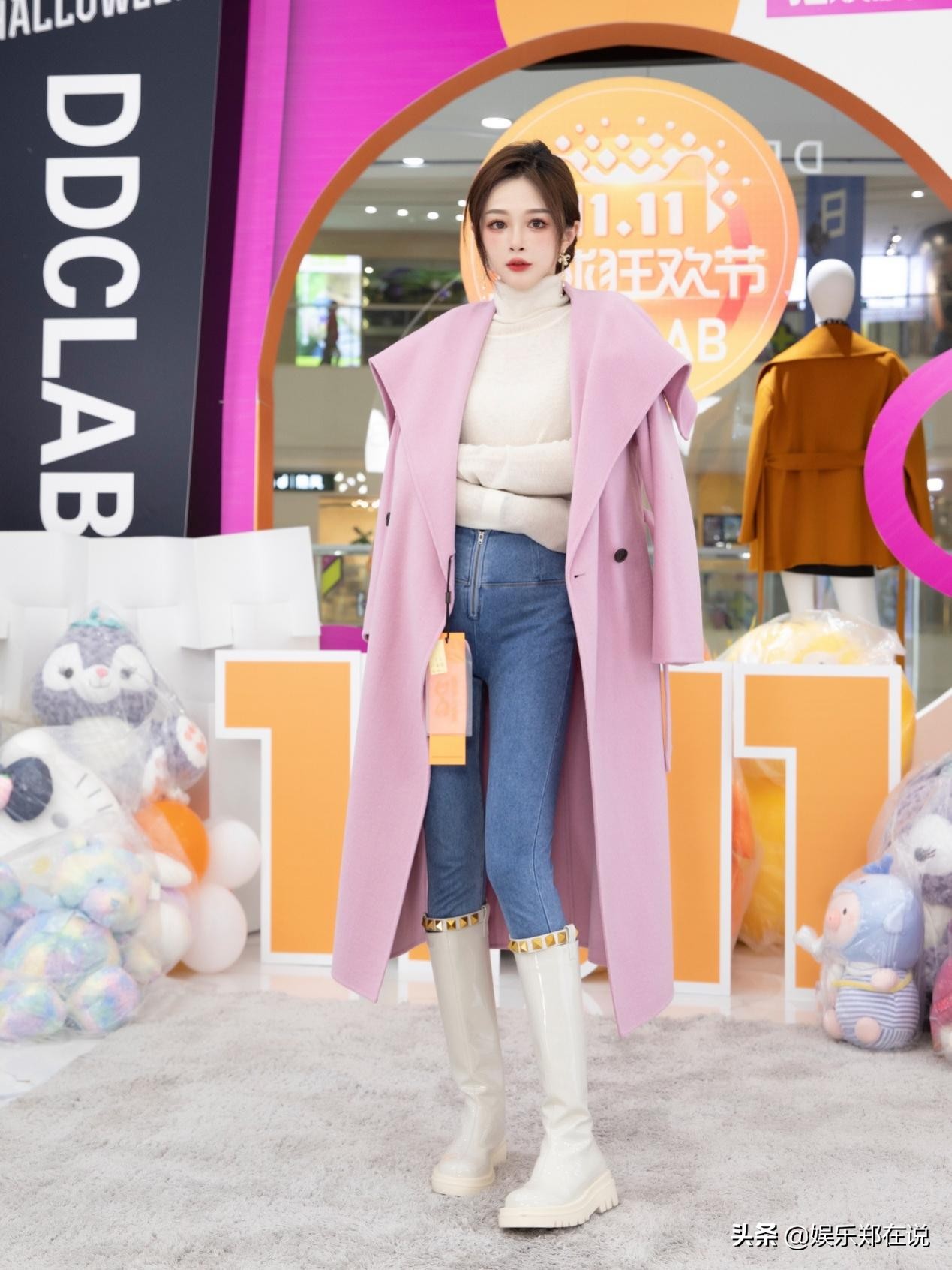 她是天猫服饰一姐，单场直播带货超2000万，粉丝叫她换装狂人