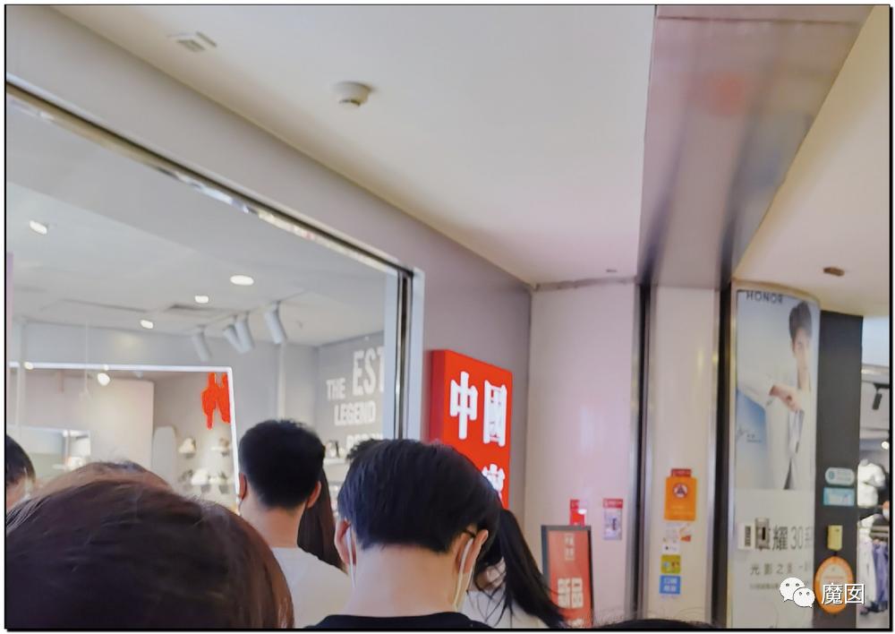 引发震怒!一双李宁鞋炒到快5万!穿了可以长生不老吗?